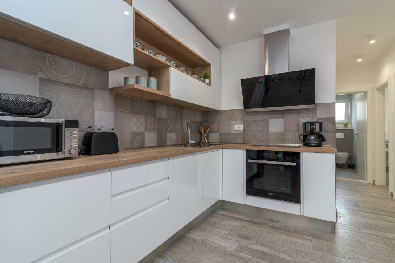 Apartment Ferias トロギール エクステリア 写真