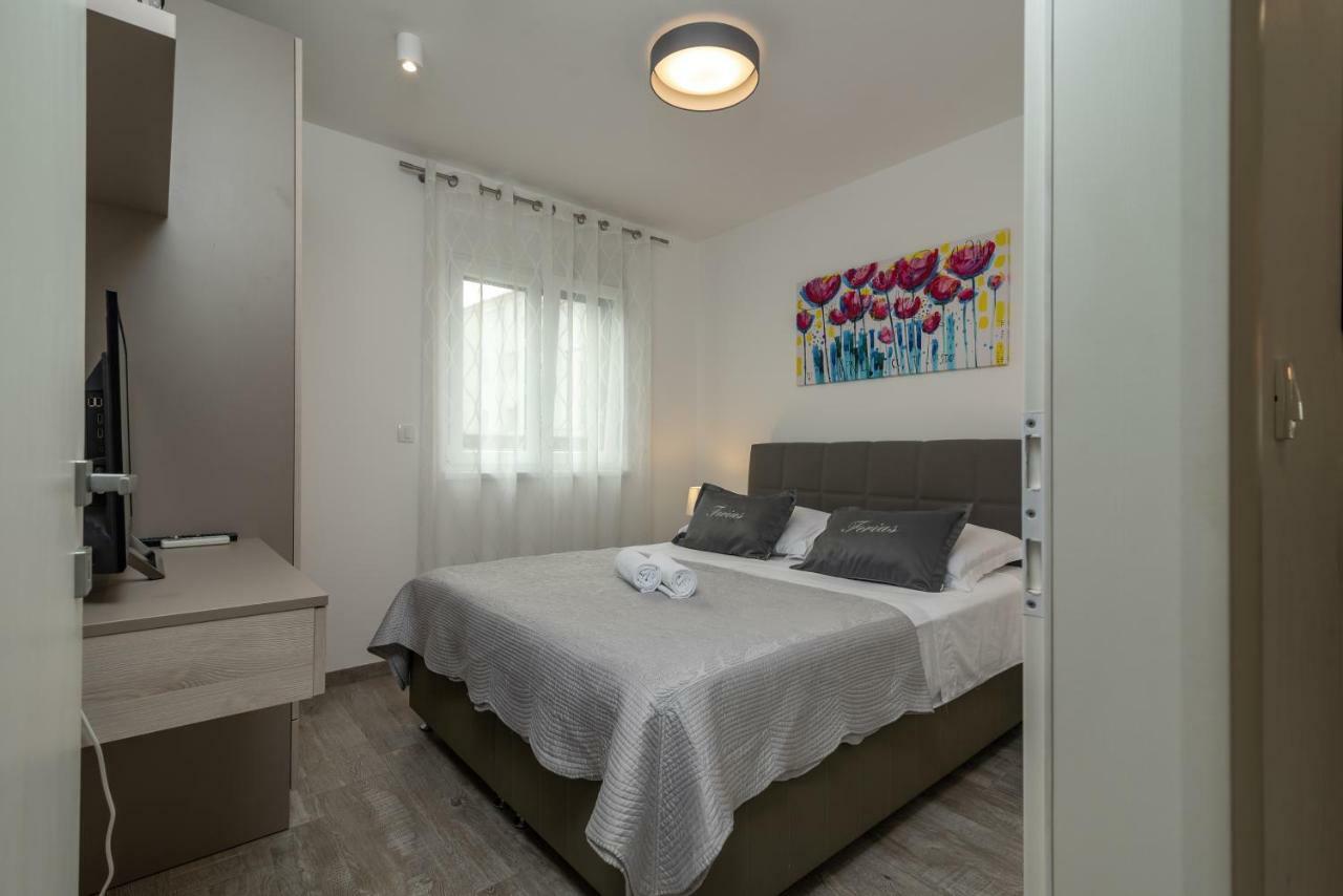 Apartment Ferias トロギール エクステリア 写真